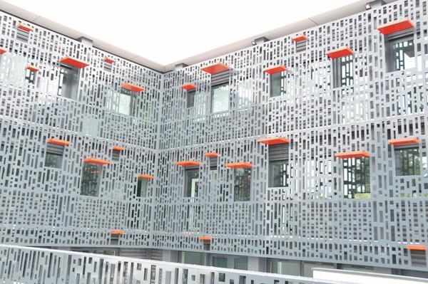 even-structures-chantier-bardage-batiment-bmti